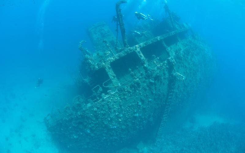 11年前黑人男子在30米深的海底独自生活3天后奇迹般生还