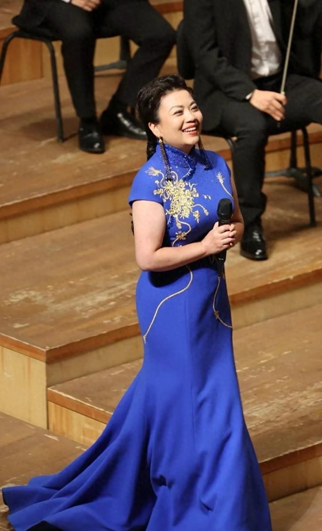 回顾张也55岁还未婚和62岁的吕继宏互相陪伴多年却至今未婚