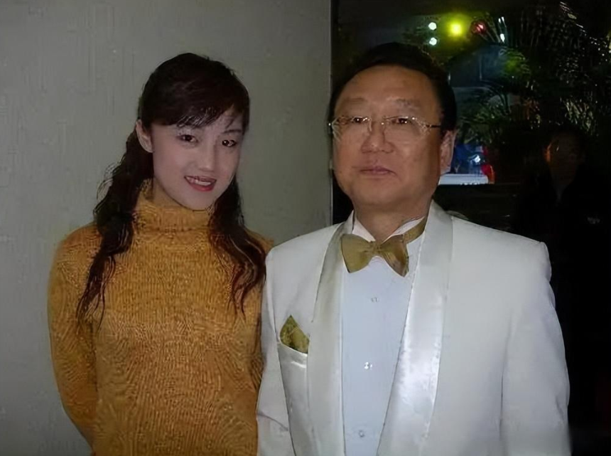 将大为的老婆图片