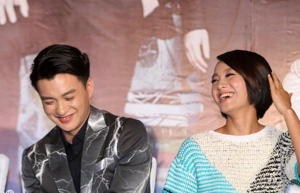 回顾主持人朱丹离婚后再嫁周一围4年生2胎生活中有苦也有甜