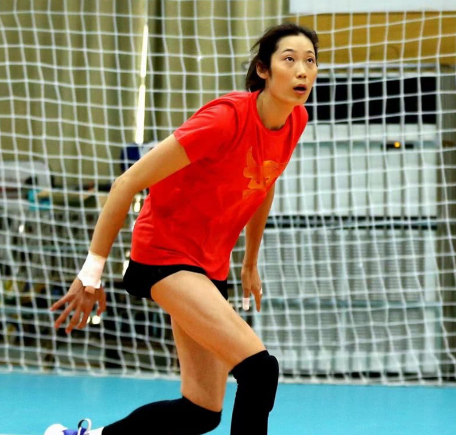 回顾名将朱婷从河南小县城走出来的奥运冠军她的回归令人期待