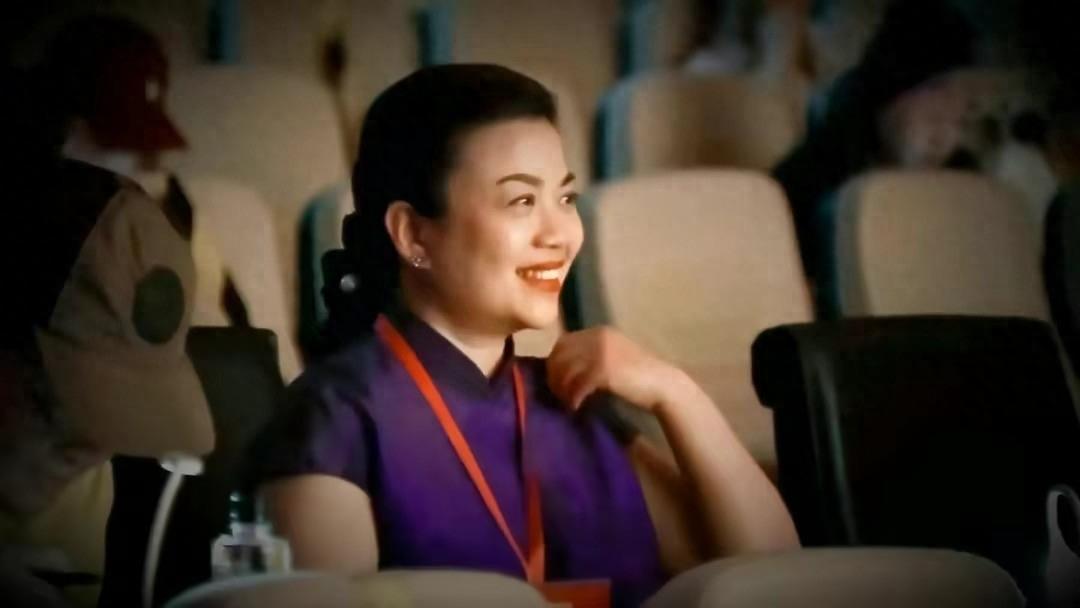 回顾张也55岁还未婚和62岁的吕继宏互相陪伴多年却至今未婚