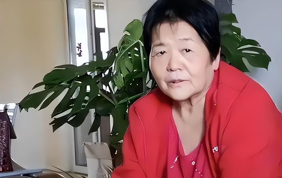 19年山东67岁大妈意外怀孕放话退休金过万不麻烦儿女如今咋样