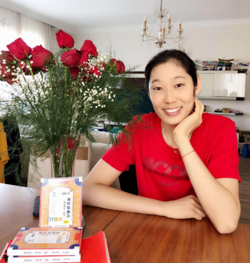 回顾名将朱婷从河南小县城走出来的奥运冠军她的回归令人期待