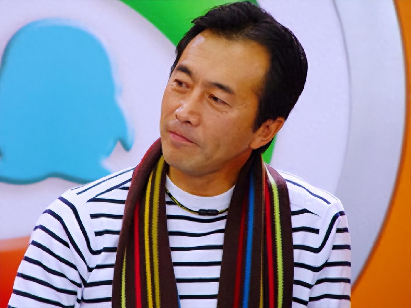 回顾张也55岁还未婚和62岁的吕继宏互相陪伴多年却至今未婚