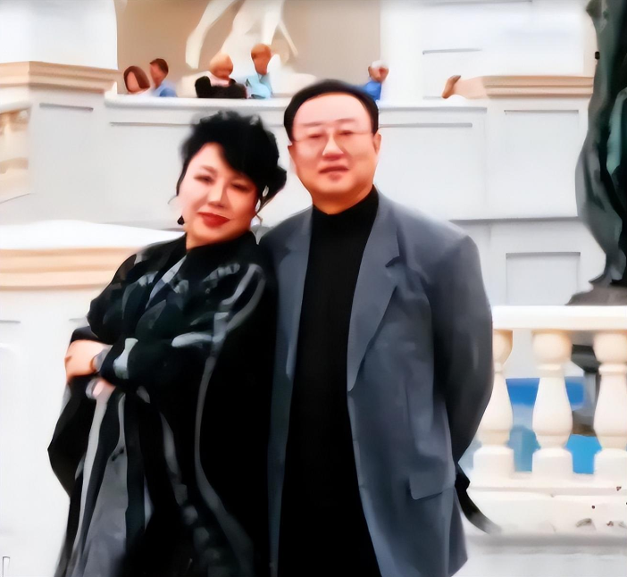 回顾蒋大为妻子张佩君相信丈夫没有情人更相信他没欠情人90万