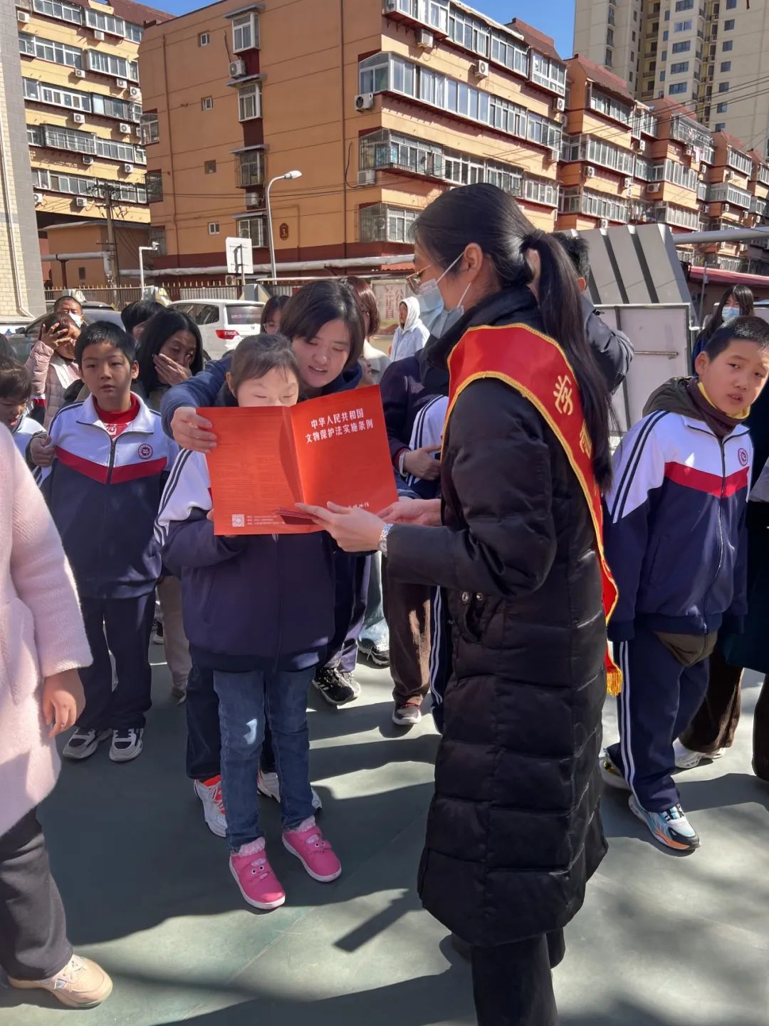 济南市育园学校开展济南解放革命文物主题展活动