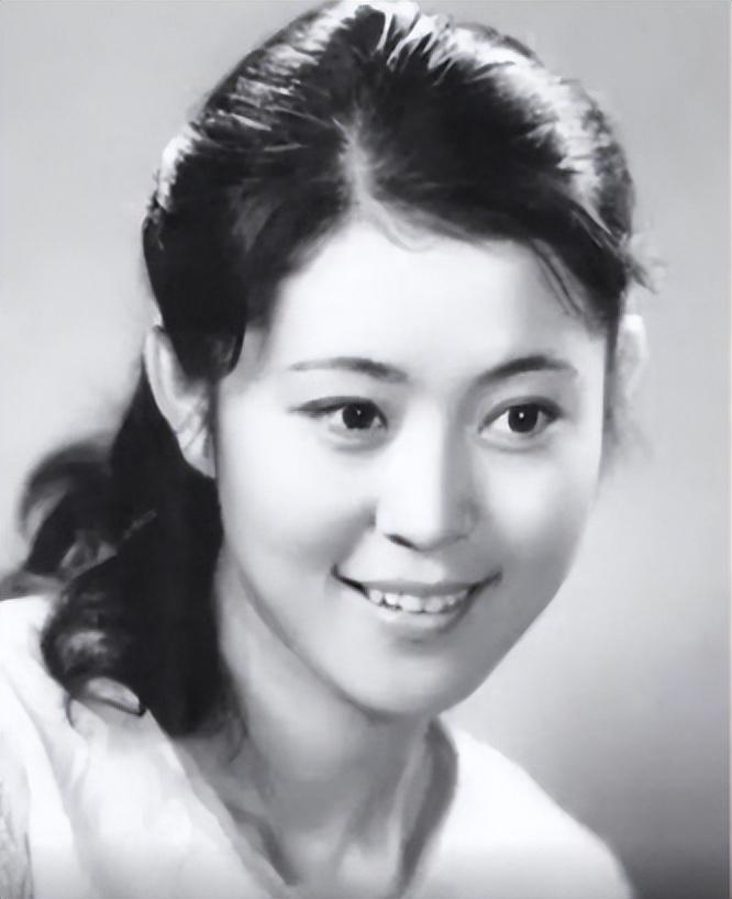 回顾郭达的妻子吴芳嫁小丈夫也幸福今儿子成她心病