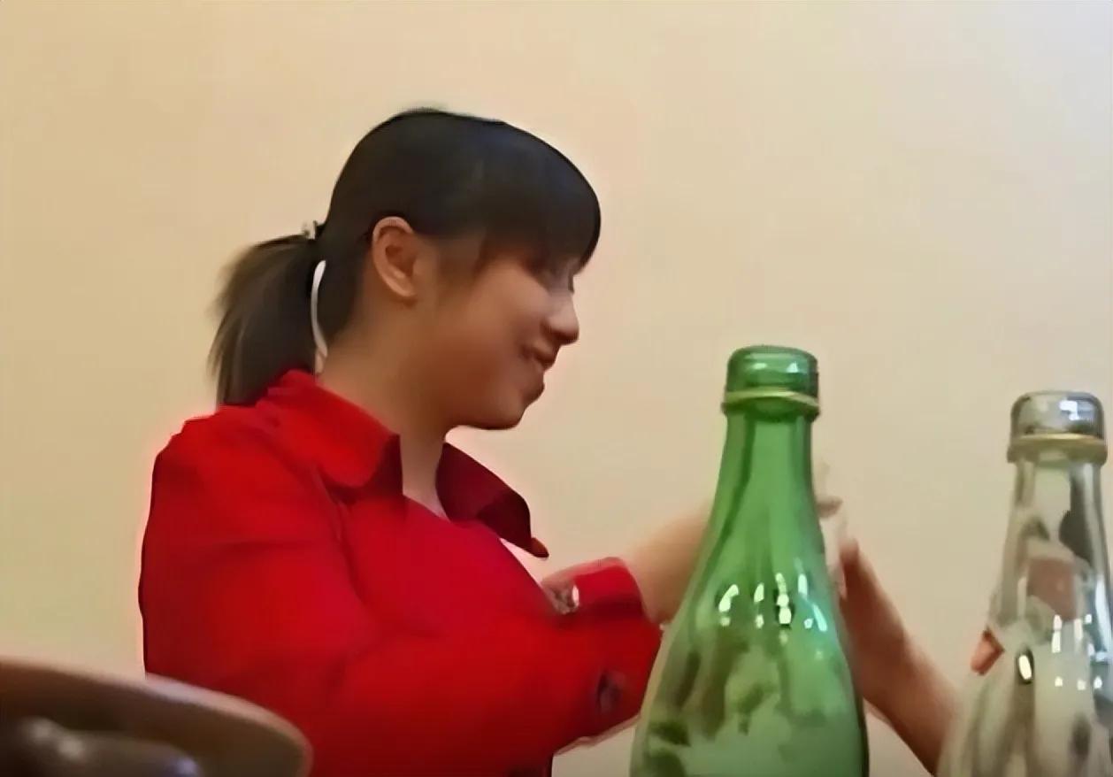 回顾湖南女孩刘静千杯不醉喝酒像喝水医生检查后发现原因