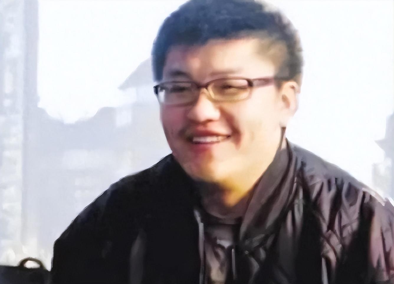 回顾杨博:21年前偷窃高考试卷,背熟后参加考试,看到考题"傻眼"了