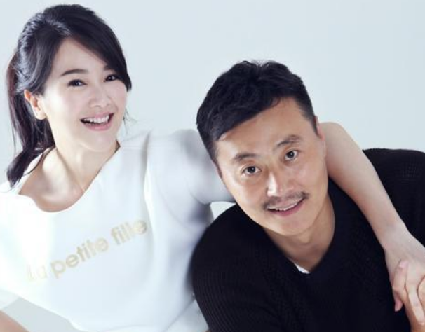 回顾演员任程伟娶黄蕾在9平米地下室生活成名换房不换糟糠妻