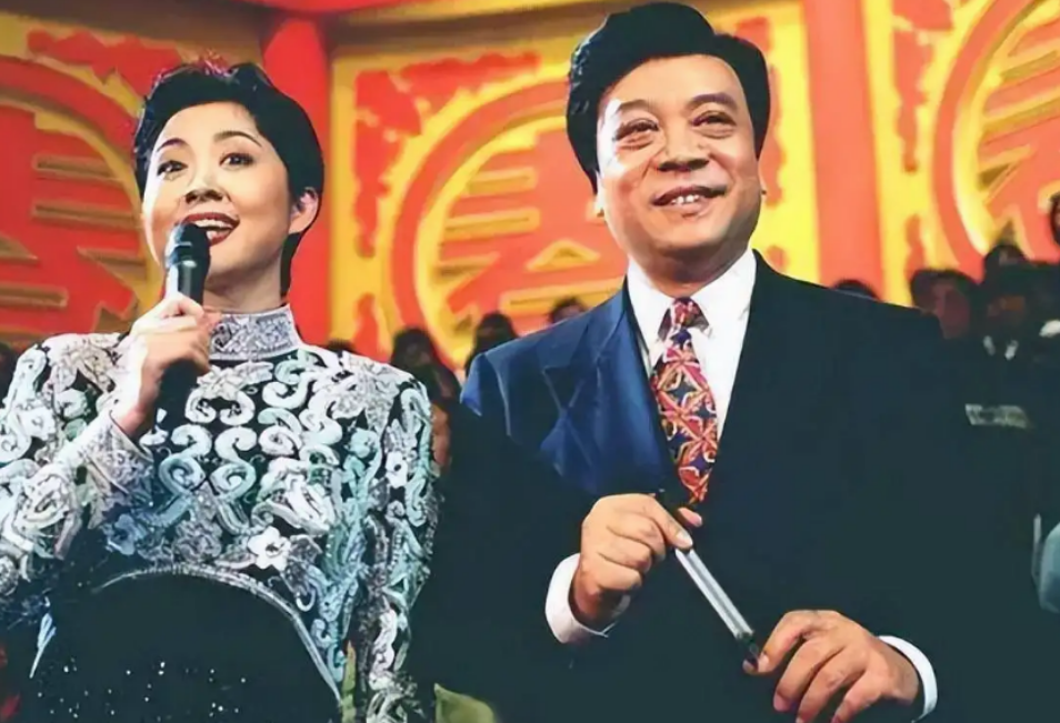 回顾赵忠祥去世2年后才明白他把5亿遗产托付给倪萍是多么明智