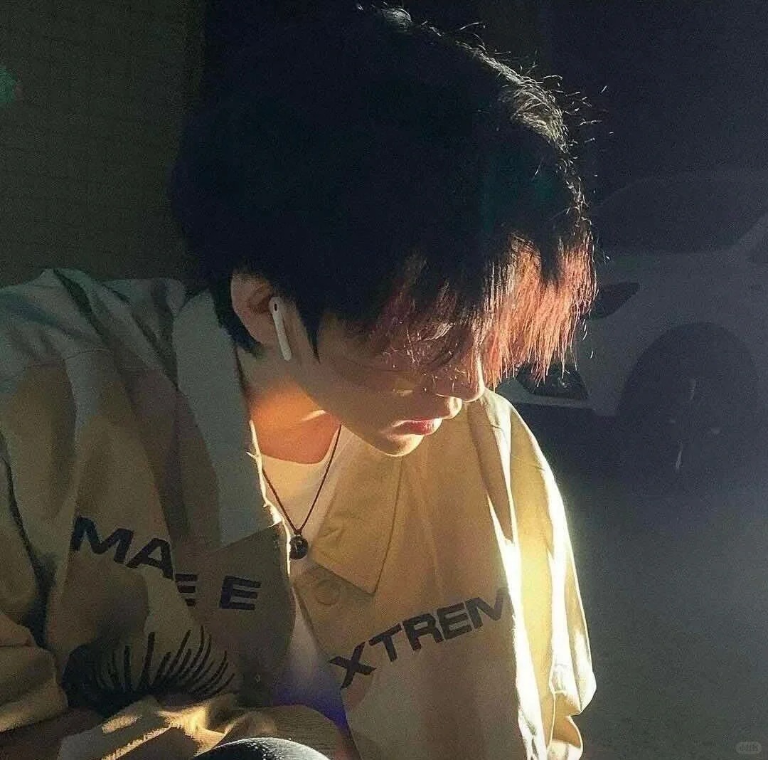 还能让乃废 成熟稳重头像男真人阳光帅气男生头像成熟稳重帅气