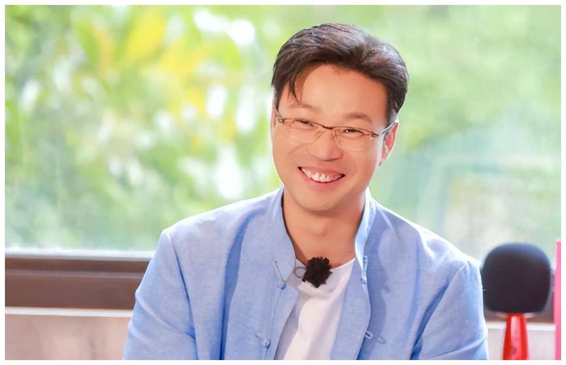 演员王迅说,没有出名之前,谁没有受过气啊,在四川老家,我在酒吧说相声