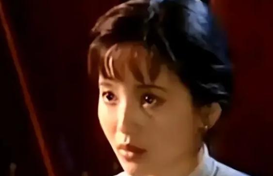 怎料,丁宝桢一句话惊动慈禧,100多官员丢了顶戴,杨乃武这才平反.