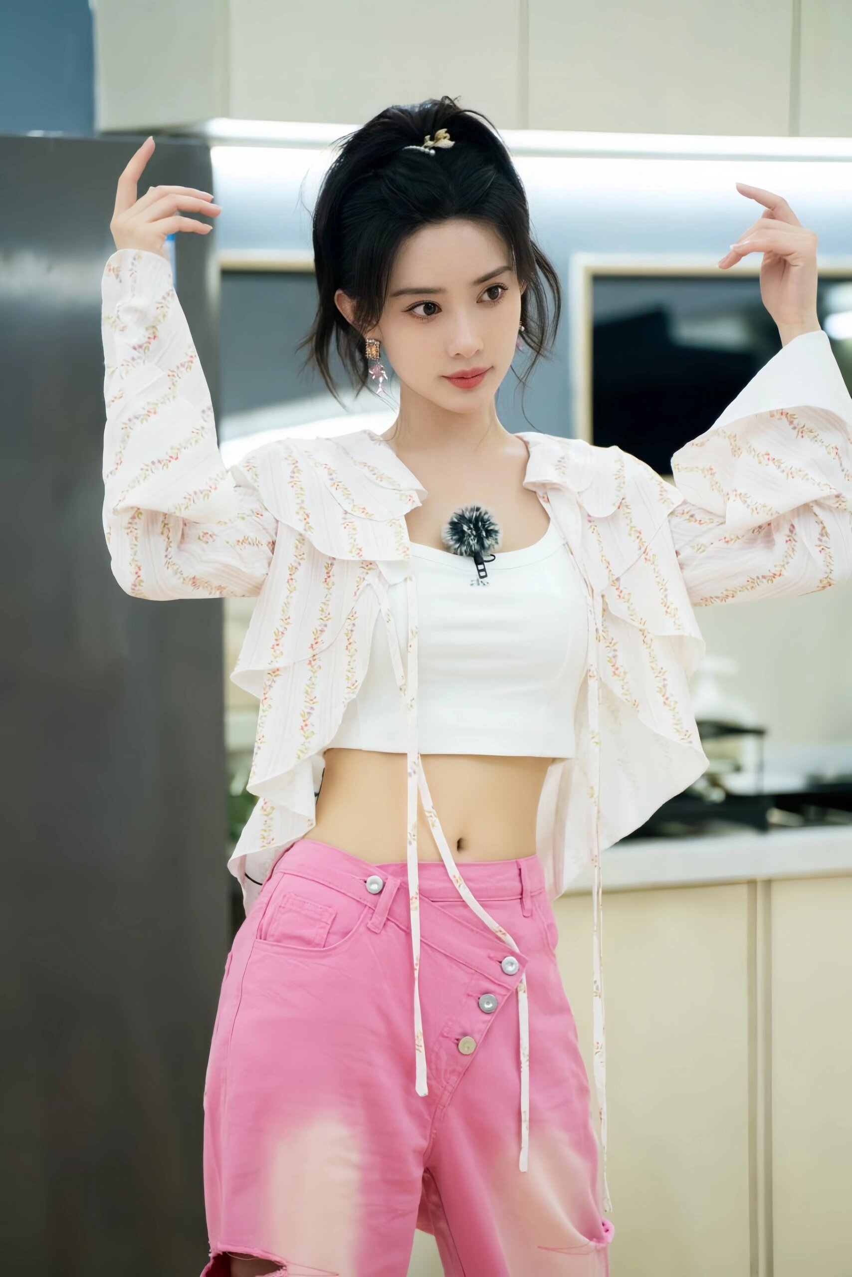 今天我就来给大家分享一些宝藏级别的孟子义手机壁纸