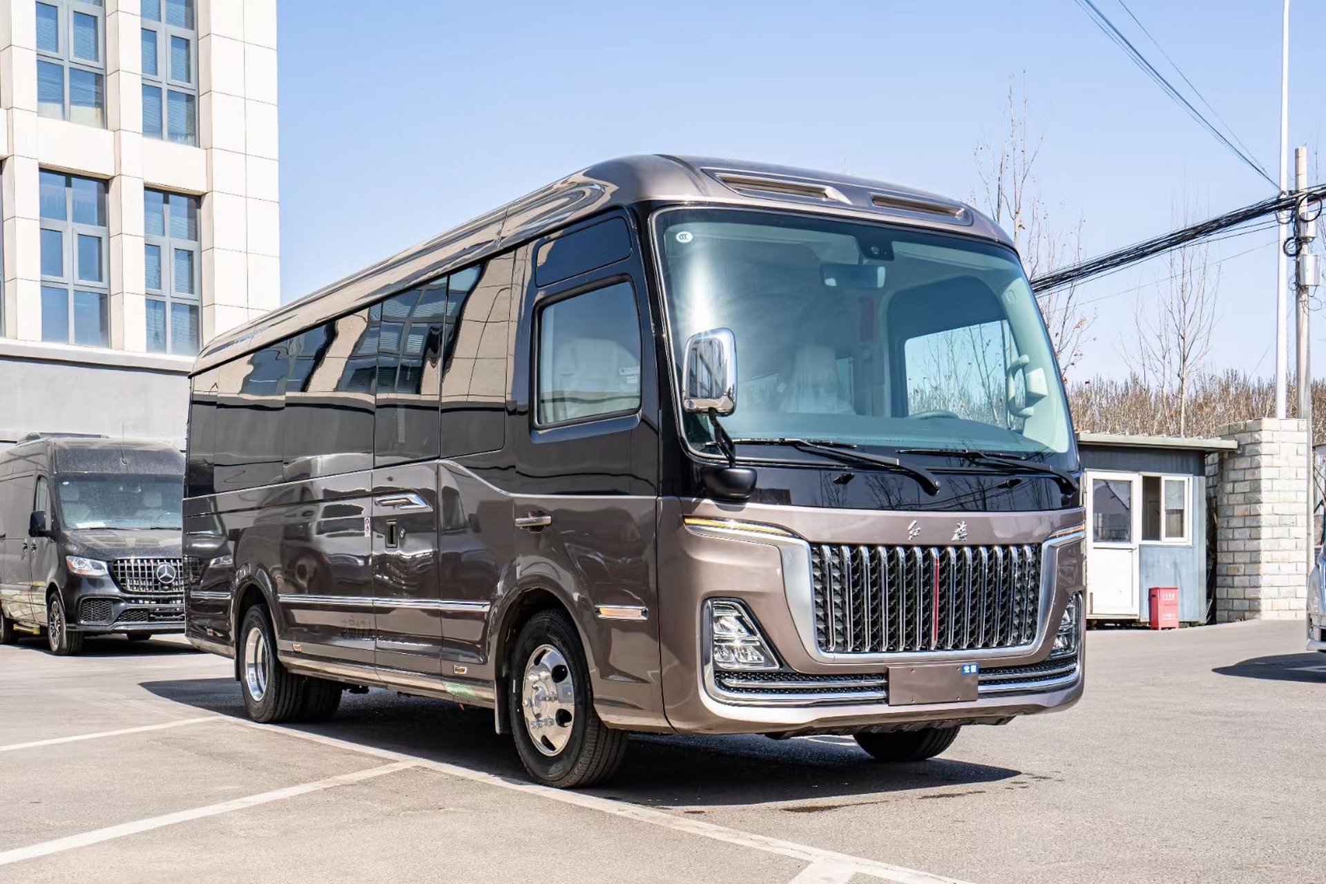 国产红旗国悦商务车改装