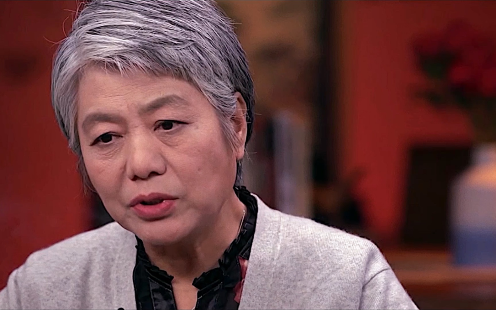 李玫瑾教授说:"刻苦努力"不可能超越"遗传智商",有些片面了