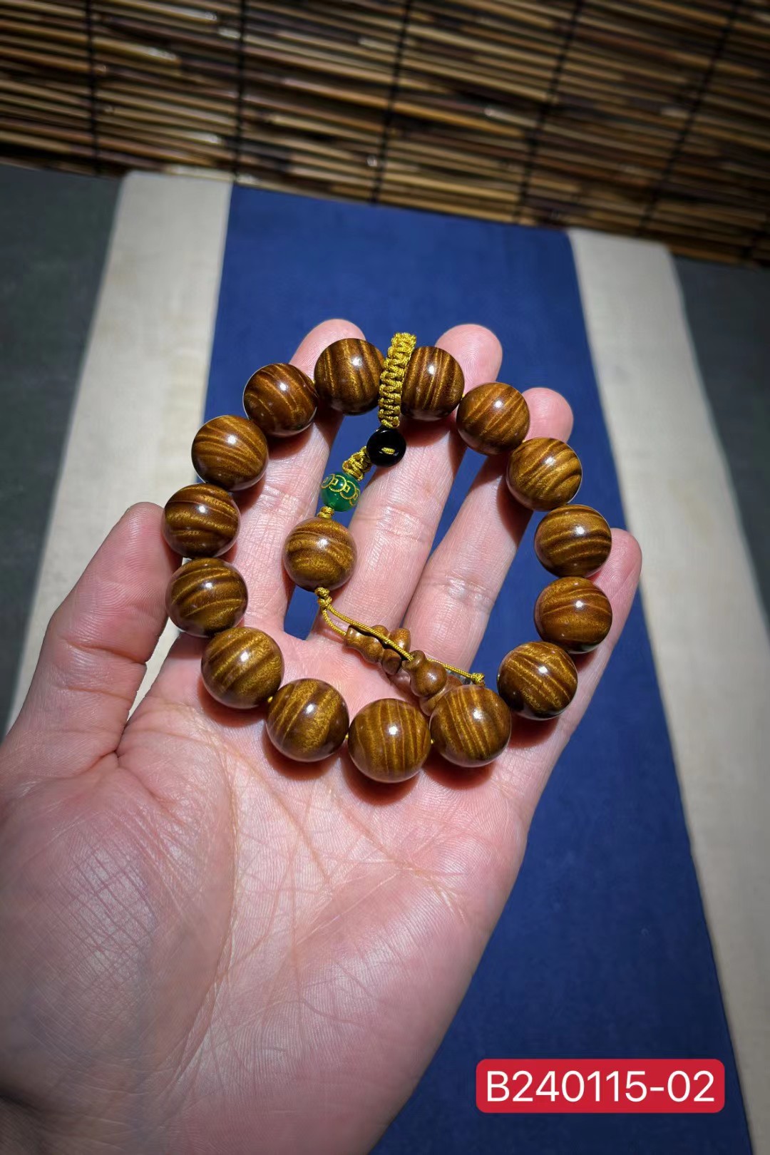 一串在手,好运我有!金丝楠木手串,承诺为你带来好运与幸福