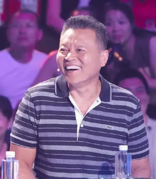 赵小锐说:好多朋友都对我在《大宅门》那部戏里饰演的"郑老屁"津津