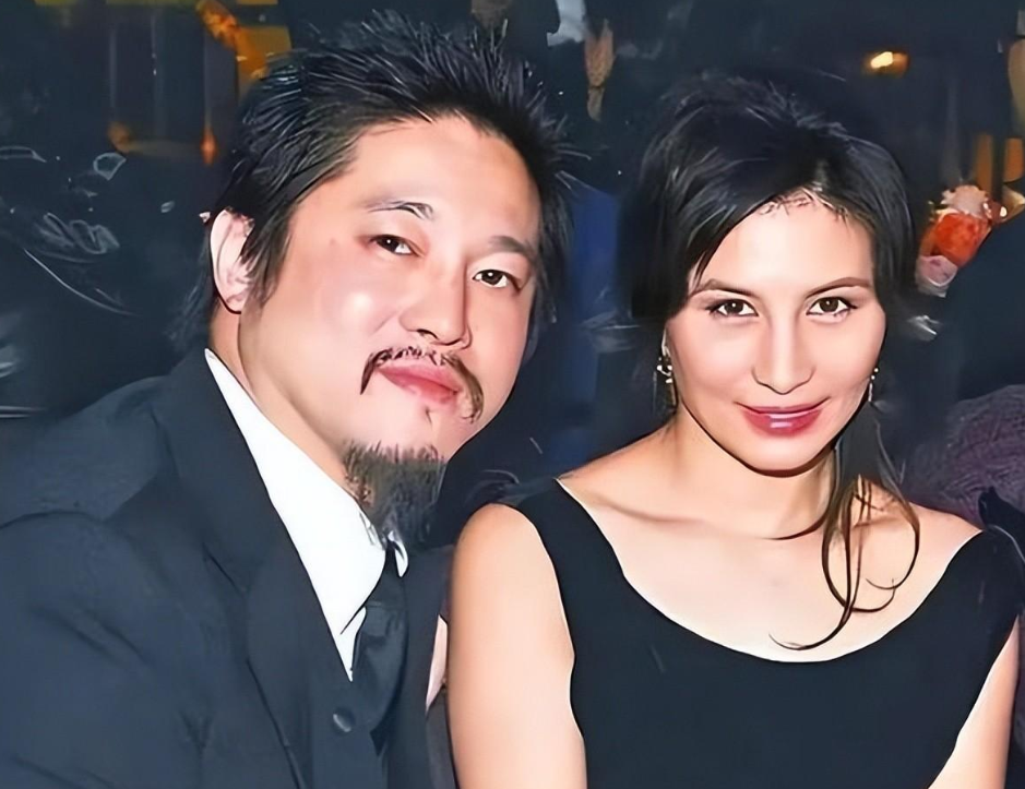 回顾何超仪因老公太帅而自卑称这辈子都不离婚