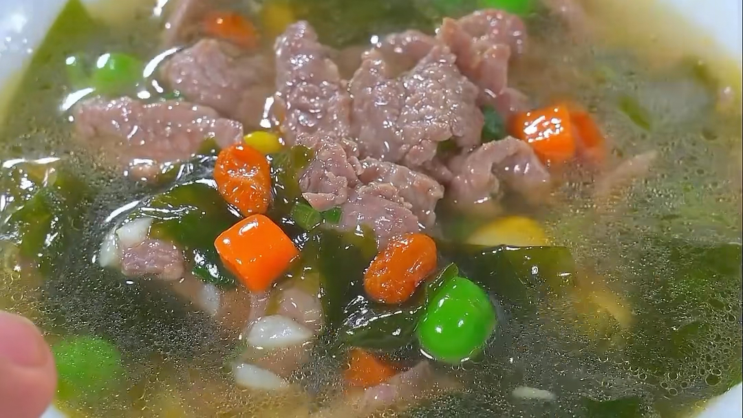 牛肉汤做法简单又好喝的做法