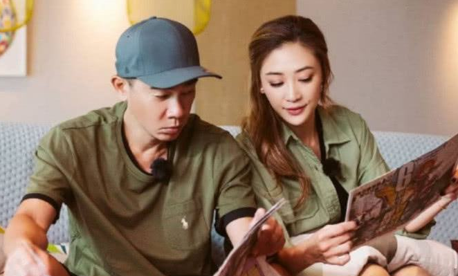 回顾陈小春从问题少年到孝子艰难成名后母亲患癌带母亲四处求医