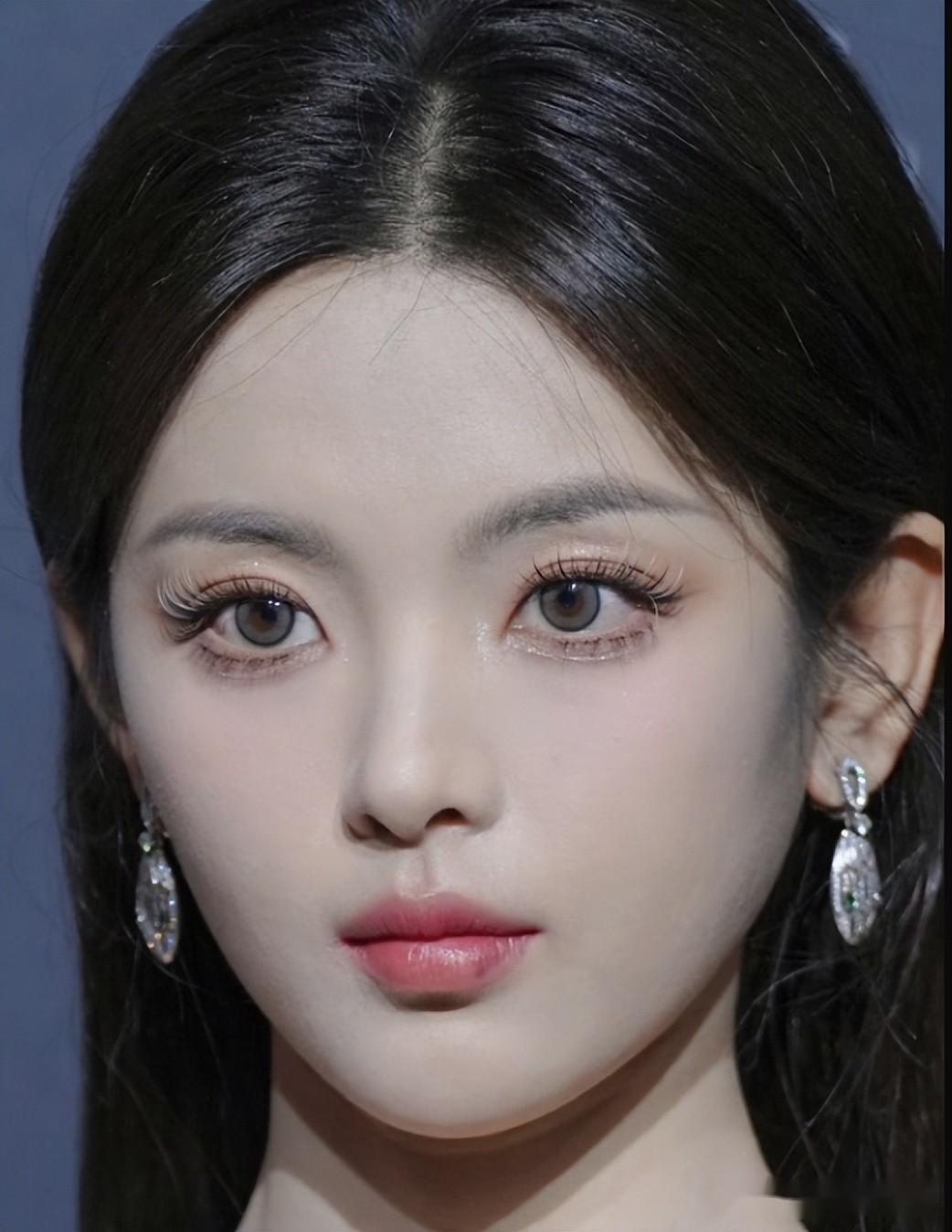 上海女星教你柔媚玉润才是真美干干瘪瘪不敢称之为韵味