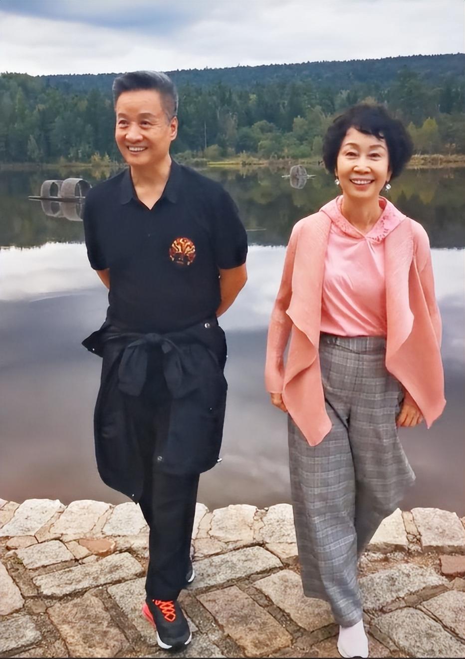 回顾阎维文女儿在恩爱的环境长大爸爸就是我找男朋友的标准