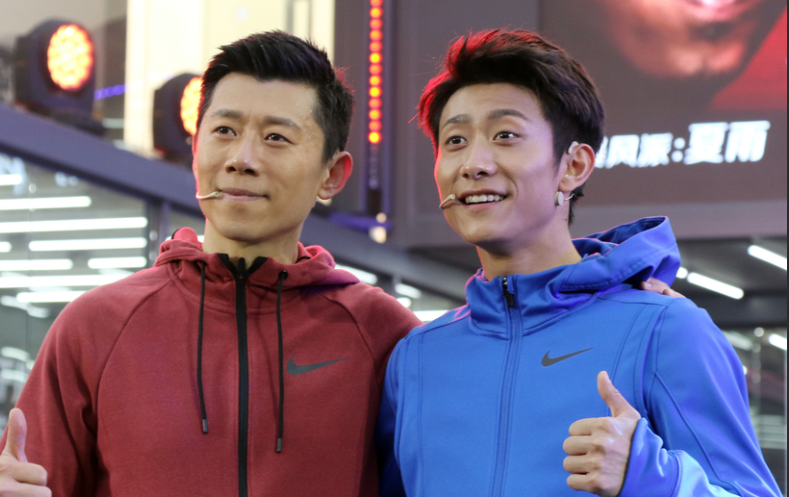 但是他们两个人确实没有任何血缘关系,完全只是巧合撞脸而已.