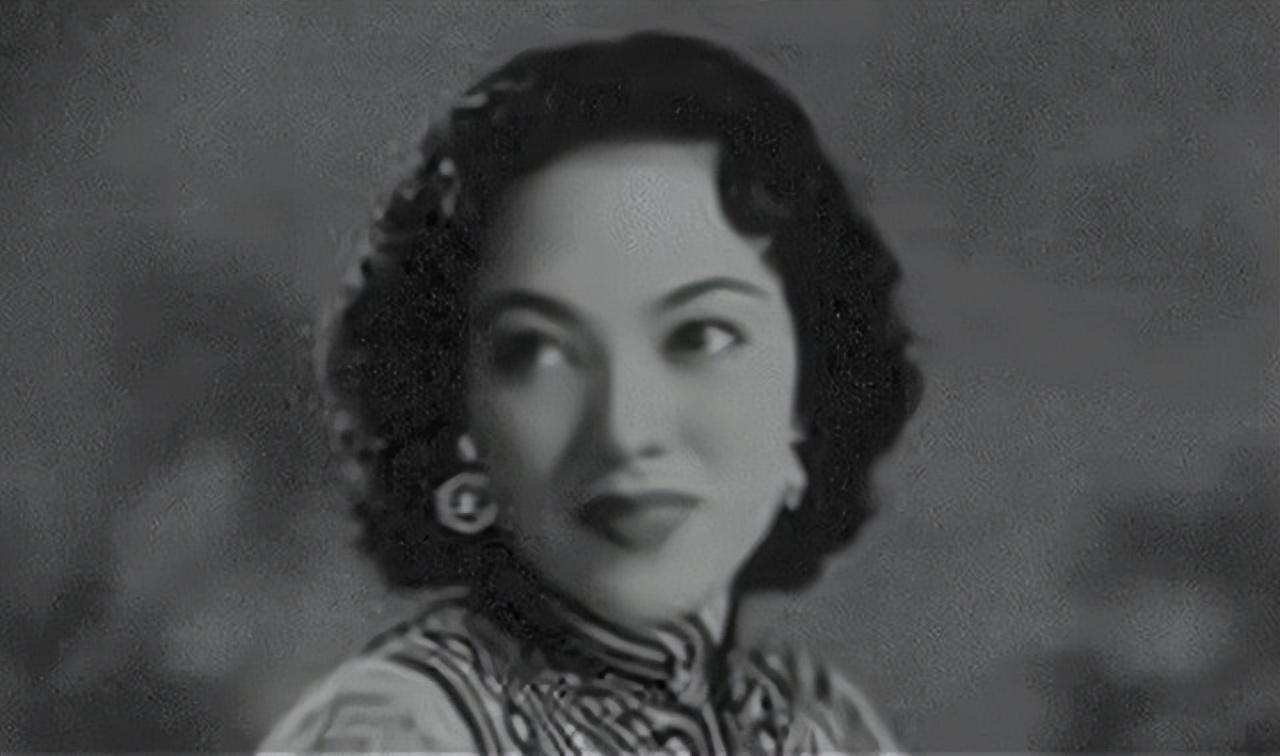 特务乌梅留下一本乐谱多年无人能解孙女破译后很是失望