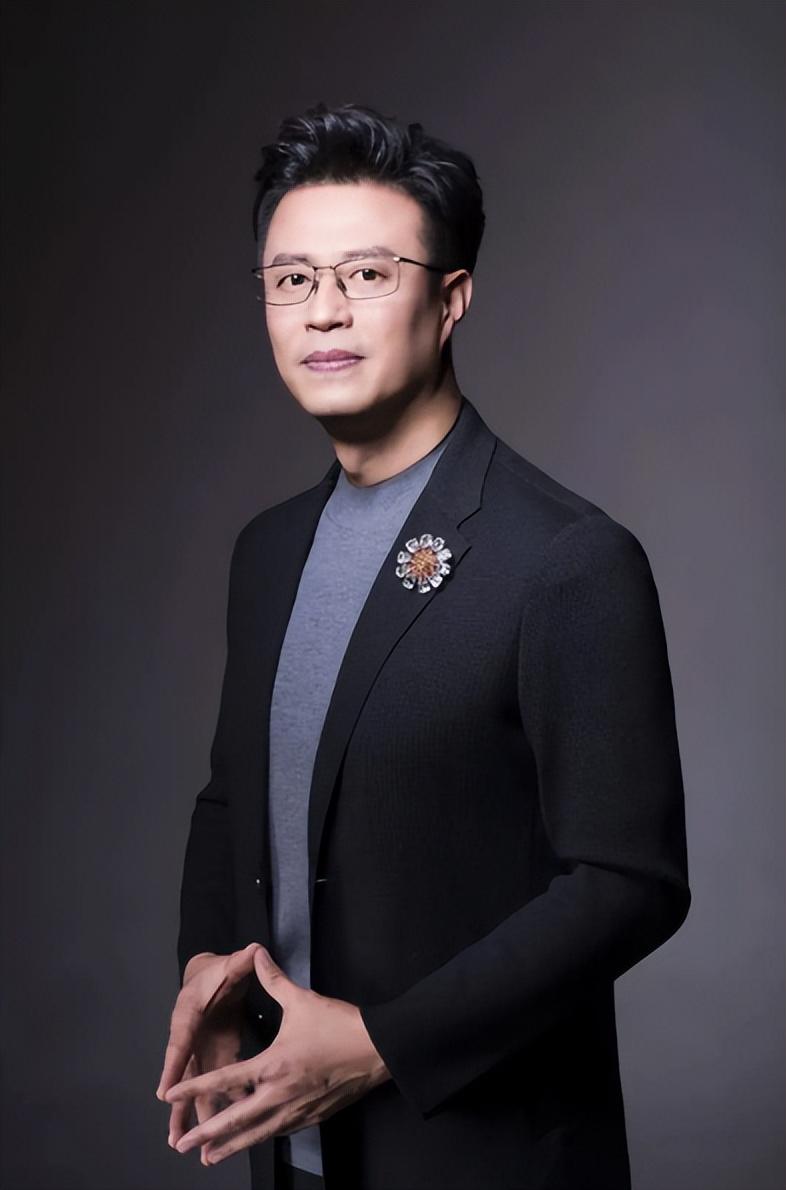 回顾河北好男人白燕升妻子六级伤残不离不弃50岁才有了儿子