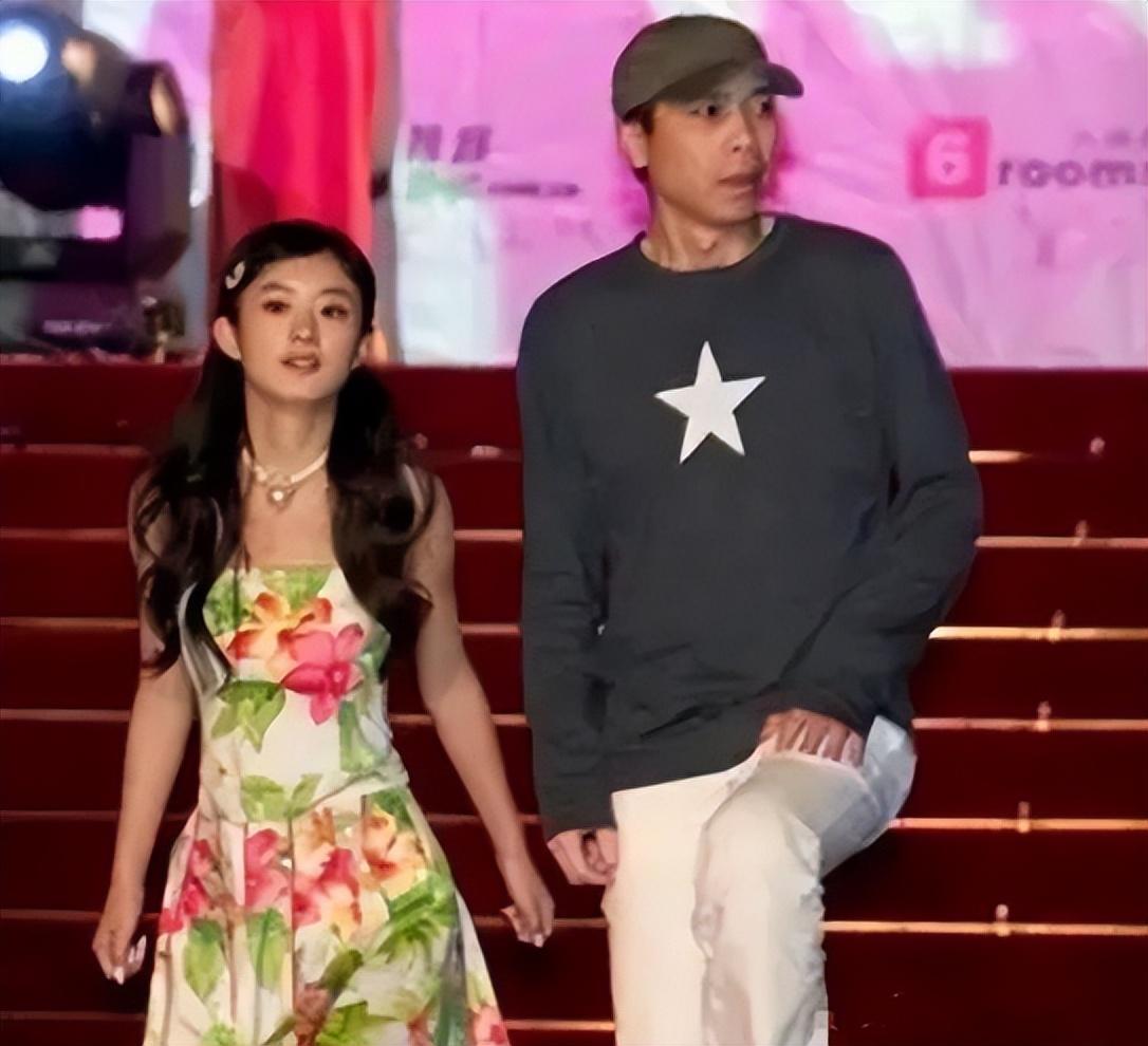 回顾赵丽颖曾被导演骂像猪嘴如今逆袭成实力顶流她有多励志