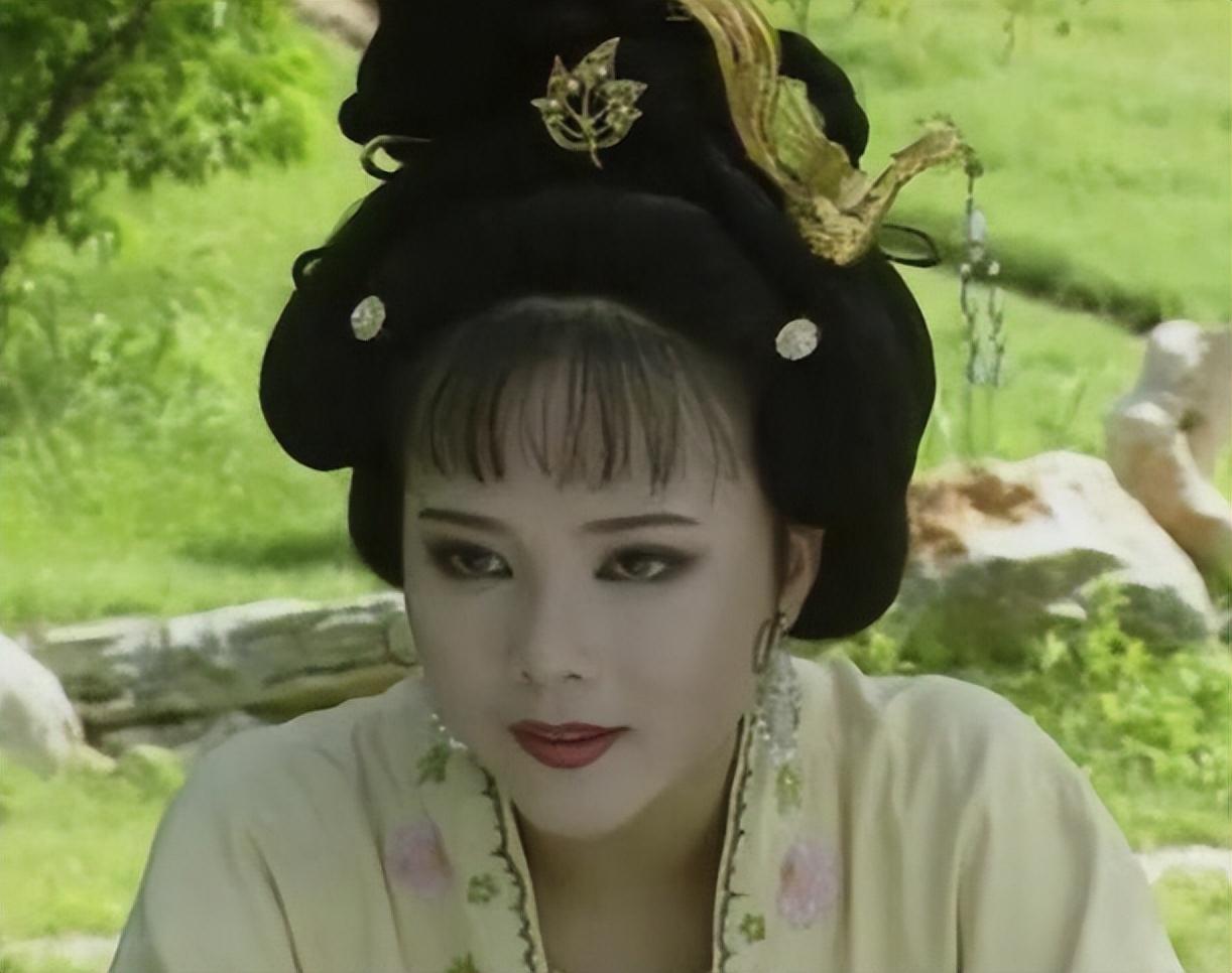 回顾孙二娘梁丽12岁丧父两段婚姻皆不幸她只想做个小女人