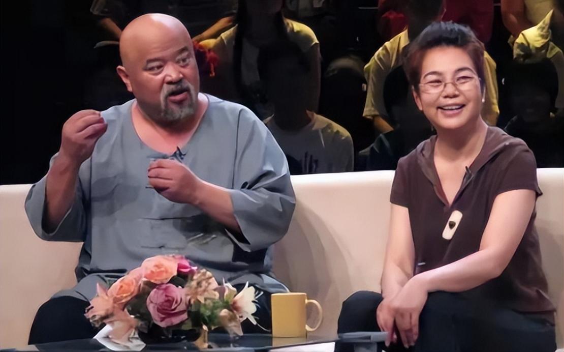 回顾李琦长子未婚让他忧心次子240斤成他心病养女是他的骄傲