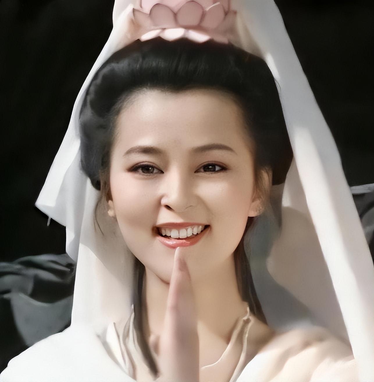 回顾黄志忠为了柯蓝和结婚13年的妻子离婚结果竹篮打水一场空