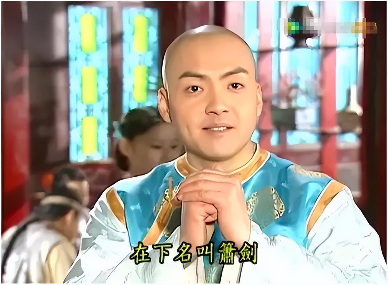 回顾朱宏嘉和刘丹不是恋人为她扫墓寄托哀思如今结婚生子