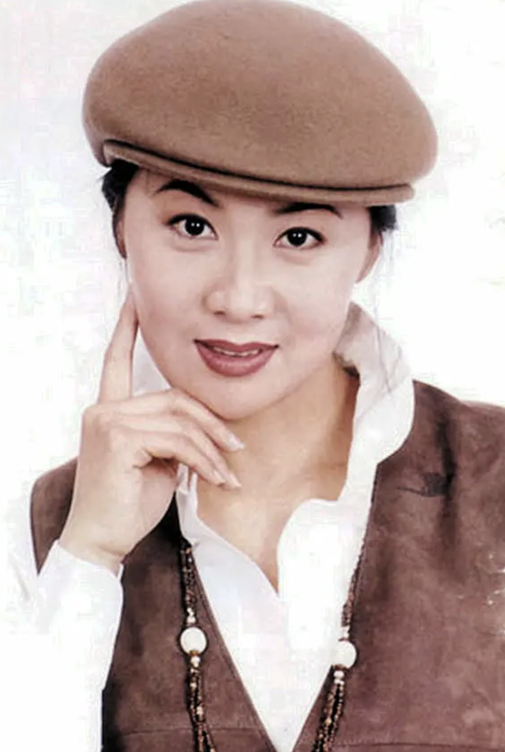 回顾李媛媛患宫颈癌生下孩子41岁去世丈夫和儿子怎样了