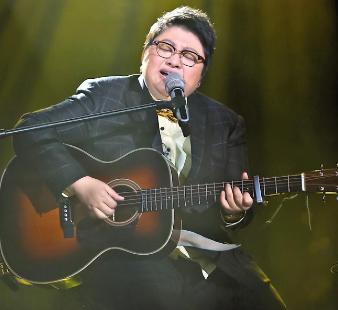 回顾韩红:从小和奶奶相依为命,至今不婚,背后的原因令人心酸