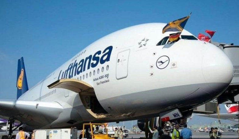 1985年中国一客机在太平洋坠落机上274人命悬一线华航006空难