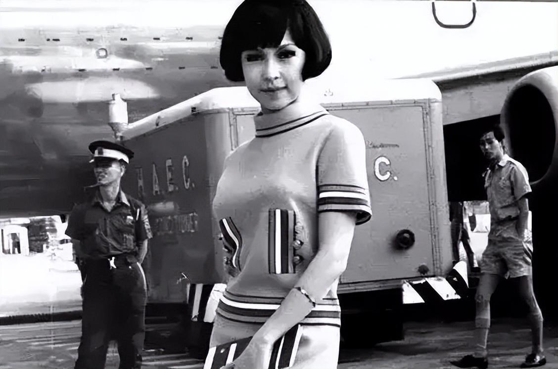 回顾狄娜她是真正的万人迷富豪大佬为之疯狂却不爱豪门爱祖国