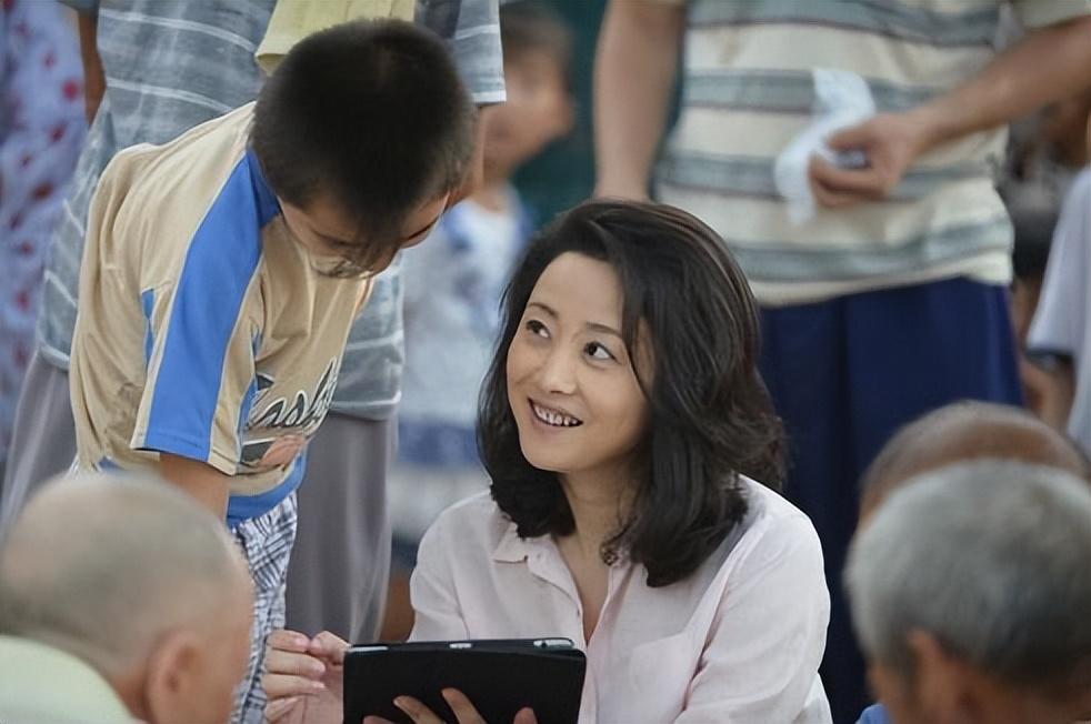 回顾刘蓓三婚携子再嫁前夫亲儿子是她的骄傲明星继子让她烦恼