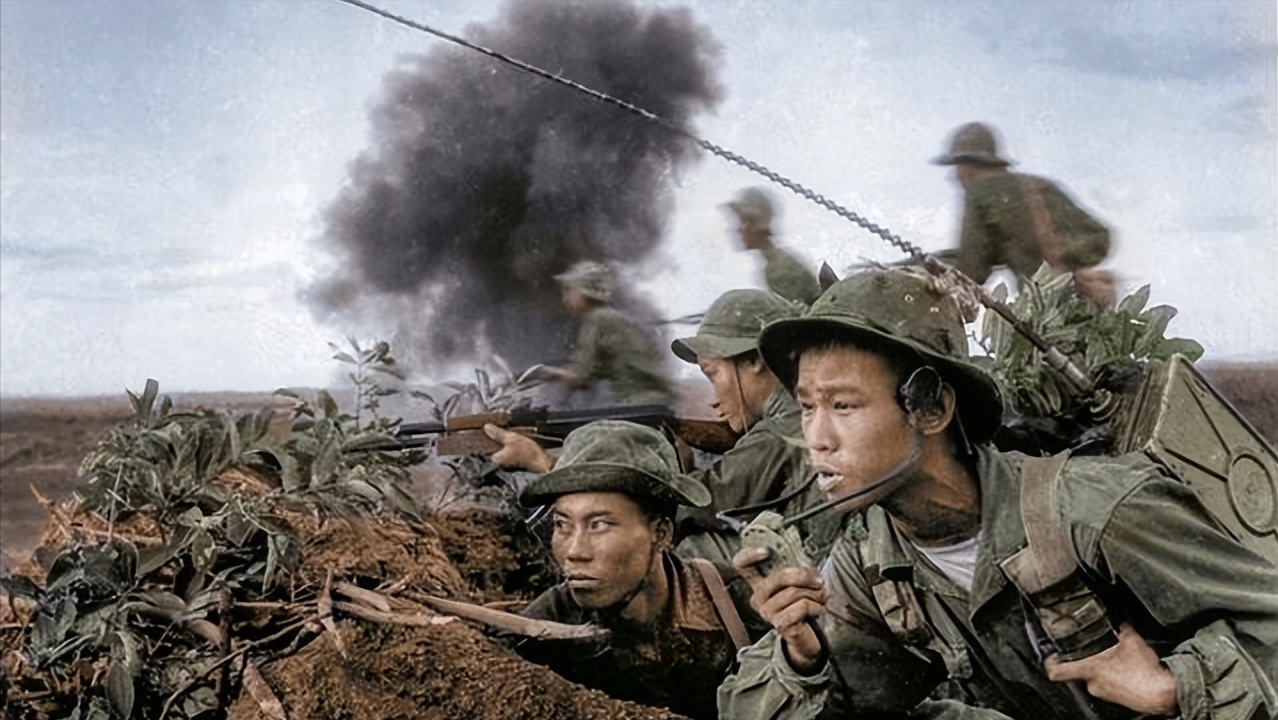 这场战争搞笑的是,让越南欺负我国,反而被我国打成了首都保卫战