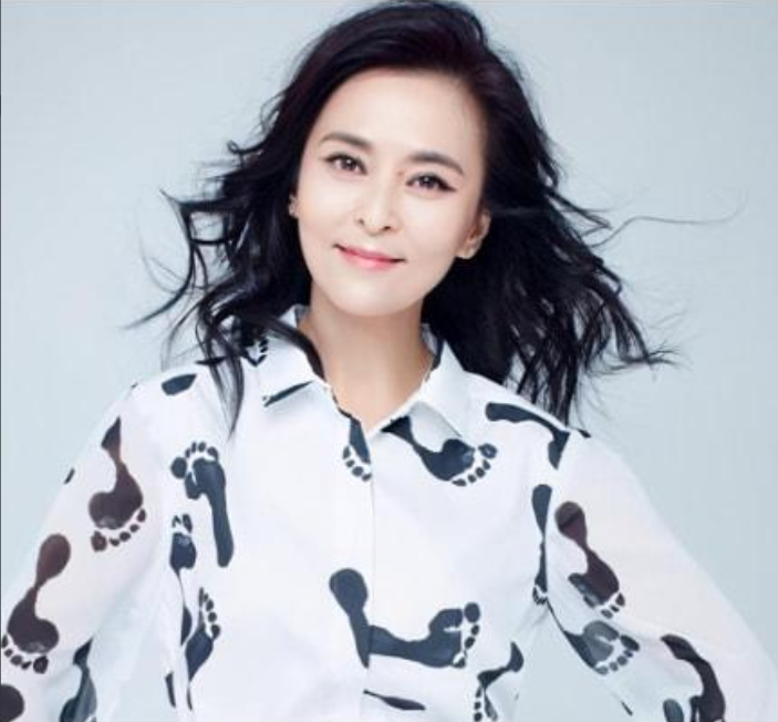 回顾黄志忠为了柯蓝和结婚13年的妻子离婚结果竹篮打水一场空