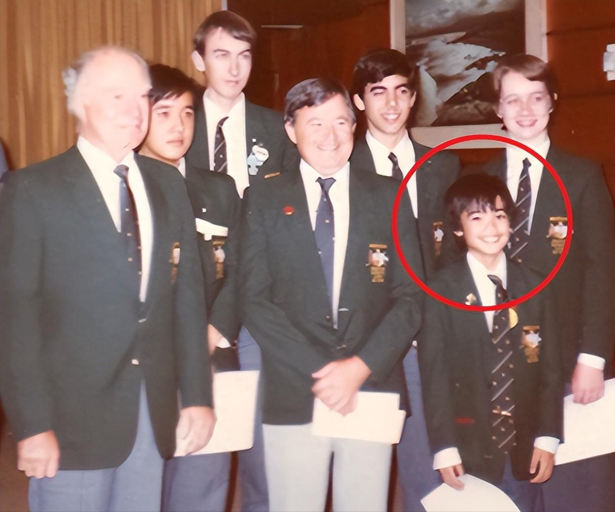 回顾神童陶哲轩8岁高考760分智商远超爱因斯坦今成美国技术员