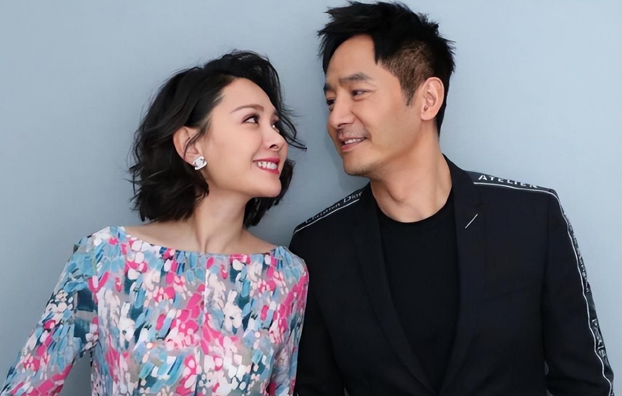 回顾程莉莎结婚16年只生孩子不做饭丈夫一家人把她宠成宝