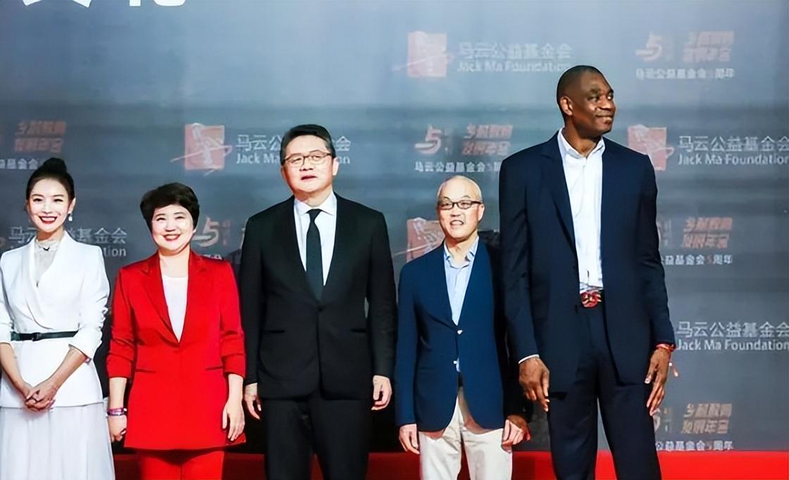 回顾张斌婚内出轨同事程雨涵并生下一子如今两人过得怎样了