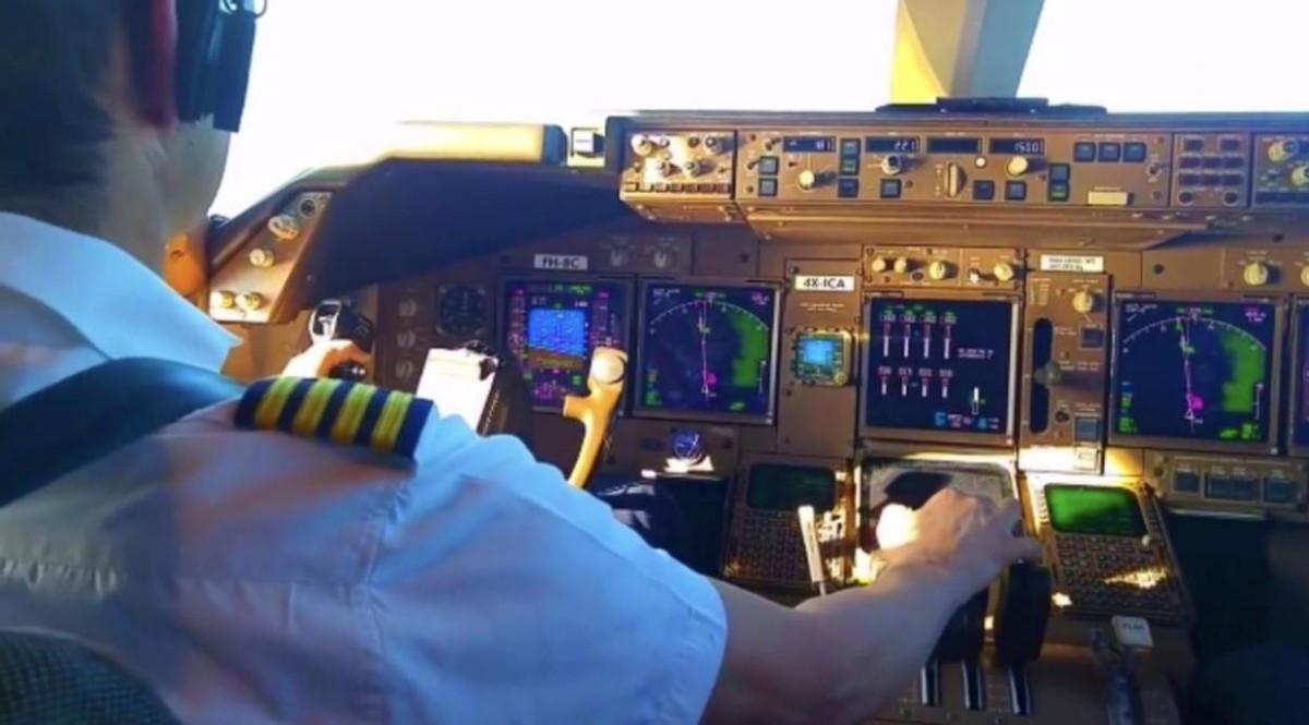 1985年中国一客机在太平洋坠落机上274人命悬一线华航006空难