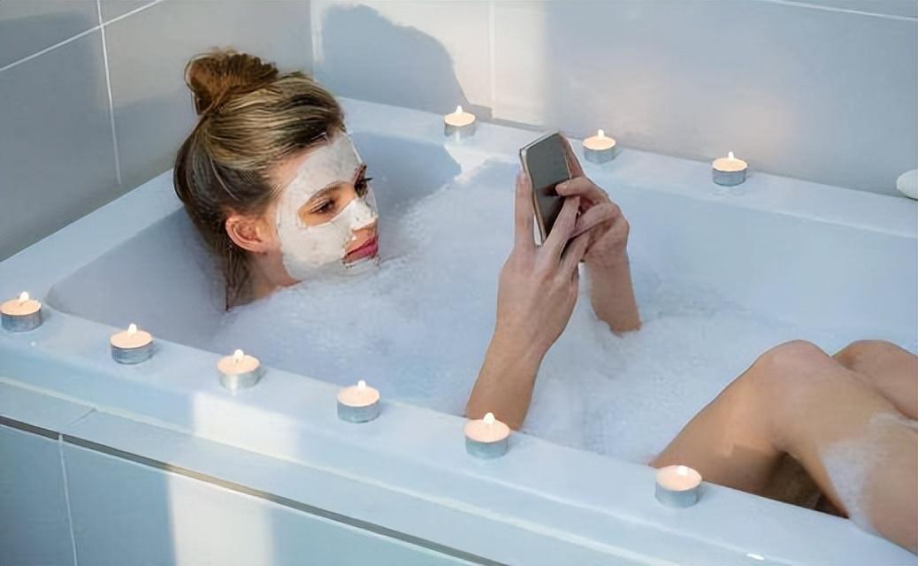 回顾:"反向洗澡"不可取,提醒爱干净的人,尽量远离洗澡时的3个误区