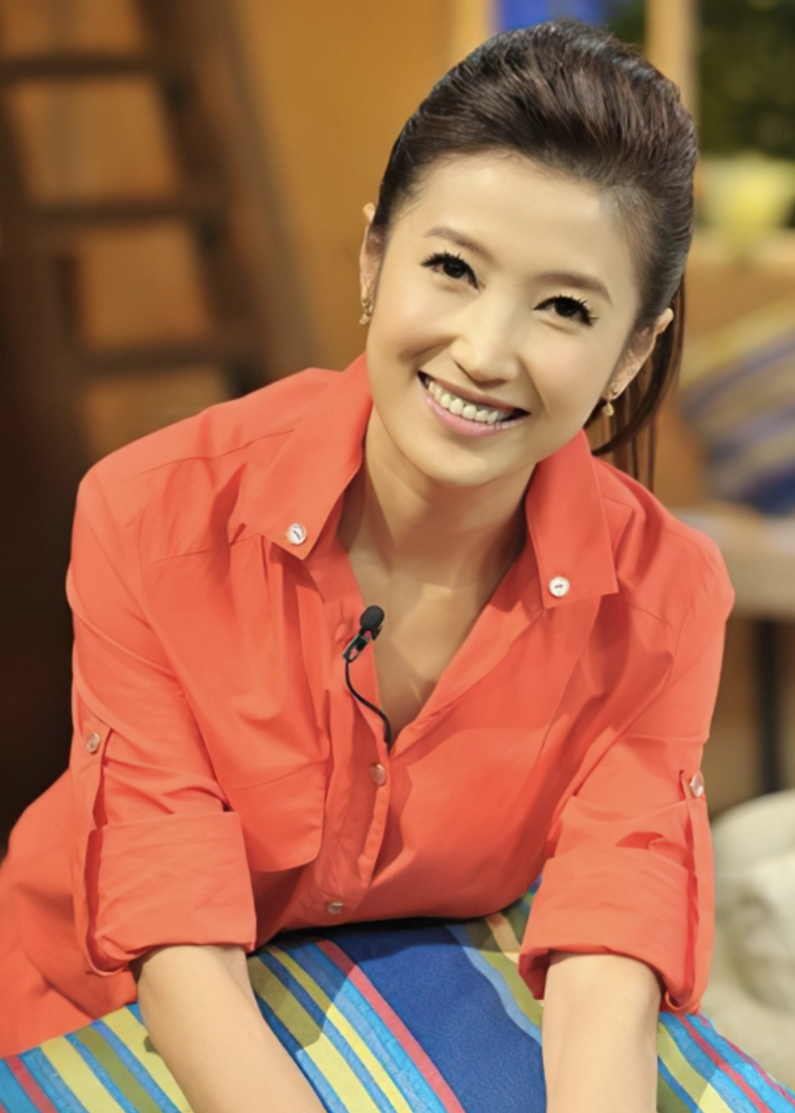 回顾主持人春妮毕业嫁给学长二婚嫁给同学刚强婚后被疼爱